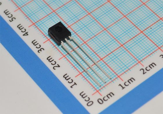 P34836 Amplificatore di potenza RF 5G NR Alimentazione 3.3-5V 28dB Guadagno 30-6000MHz QFN-16 +105°C Funzionamento Controllo di polarizzazione integrato