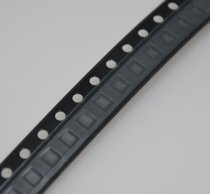 NLAS2750MUTAG Bassa Resistenza (0,6Ω) Commutazione ad Alta Velocità 1,8V-5,5V Ampia Tensione Protezione ESD Piccolo Package SOT-23 Conforme RoHS Ideale per Dispositivi Portatili e IoT