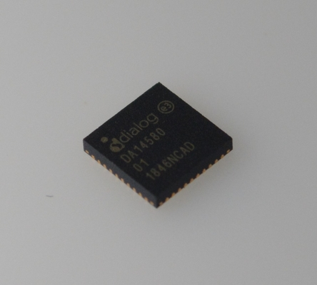 DA14580-01AT2 SoC Bluetooth 5.0 con consumo energetico ultra-basso, dimensioni 2.5x2.5mm, ARM Cortex-M0, lunga durata della batteria, sicurezza, multi-protocollo e design IoT conveniente