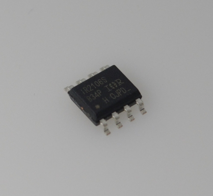 IR2106STRPBF Driver Half-Bridge 600V 200mA Uscita Commutazione Veloce UVLO, Basso Ritardo di Propagazione SOIC-8 Ideale per Azionamenti Motore e Inverter