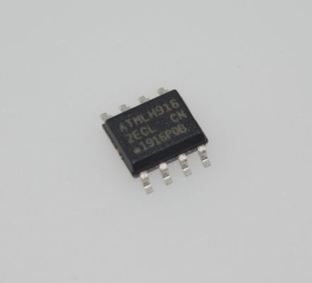 AT24C256C-SSHL-T EEPROM I2C da 256Kb con tensione 1.7V-5.5V, velocità 1MHz, pagina da 64 byte, protezione hardware, >1M cicli, conservazione 100 anni, temperatura industriale e SOIC ecologico