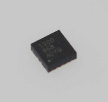 TPS51200DRCR Regolatore di terminazione DDR Sink/Source da 3A per VDDQ=1.5V/1.8V/2.5V con VTT=±0.5% Buffer di riferimento di precisione e basso IQ in SON-10 da 2mmx2mm