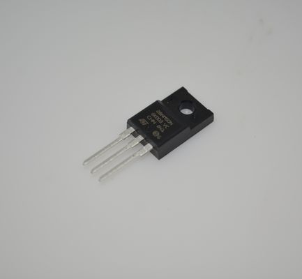 STF28NM50N MOSFET di potenza con rating 500V/28A, bassa Rds(on) di 0.135Ω, commutazione veloce, robusto in caso di valanga, Eco-Mode, bassa carica di gate, package TO-220FP, certificato RoHS per SMPS e azionamenti motore