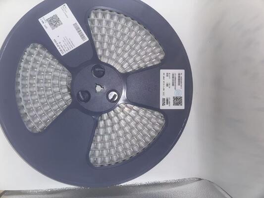 MA35V680M10X13 680μF 35V allum elec cap 10x13mm 105°C bassa impedenza lunga durata alta ondulazione per energia e industria