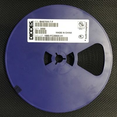 Diodo Schottky Serie Dual BAS70W-7-F 70V Tensione Inversa 200mA Corrente Diretta Bassa VF and Perdita Pacchetto SOT-323 Commutazione ad Alta Velocità Ideale per Circuiti di Protezione and RF