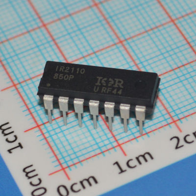 Circuito integrato IR2110PBF, driver high-low da 600V, corrente di picco 2A, logica 10V-20V, tempo di salita 500ns, package/custodia 14-DIP (7,62mm), da -40°C a +125°C