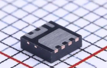 IRFHM9331TRPBF 30V Dual N+P MOSFET 5.3A/3.7A 0,045Ω/0,075Ω Rds(on) DFN-10 175°C AEC-Q101