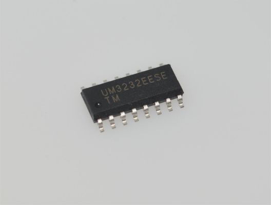 UM3232EESE 3V-5.5V Ricetrasmettitore RS-232 1Mbps 2Tx/2Rx ±15kV ESD SOIC-16 -40°C a +85°C