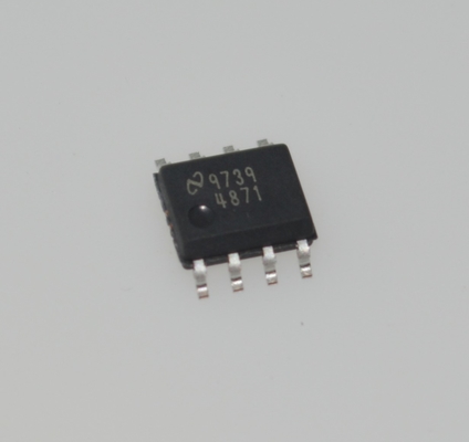 Amplificatore audio mono LM4871MX da 3W con funzionamento a bassa tensione 2,7V-5,5V, bassa corrente di riposo, modalità di spegnimento, protezione termica, immunità migliorata al rumore RF e package SOIC salvaspazio
