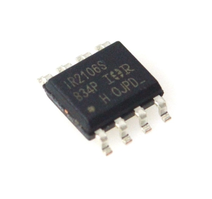 IR2106STRPBF Driver Half-Bridge 600V 200mA Uscita Commutazione Veloce UVLO, Basso Ritardo di Propagazione SOIC-8 Ideale per Azionamenti Motore e Inverter
