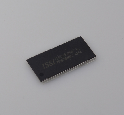 IS42S16320B-7TL SDRAM 64Mb Densità 166MHz Velocità 3.3V Operazione 16Mx16 Organizzazione LVTTL Interfaccia Temperatura industriale (-40°C~85°C) Compatto pacchetto TSOP-II Alta affidabilità