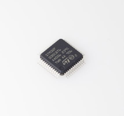 STM32F030C8T6 48MHz Cortex-M0 MCU 64KB Flash 8KB RAM 12-bit ADC a basso costo 5V Tollerante 37 GPIO e ampio intervallo di temperatura per disegni integrati robusti