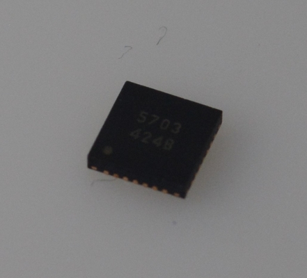 AK5703EN ADC stereo a 24 bit e 192kHz con preamplificatore microfonico a basso rumore e alto SNR (114dB), AGC digitale, interfaccia I2S e basso consumo per audio professionale e IoT