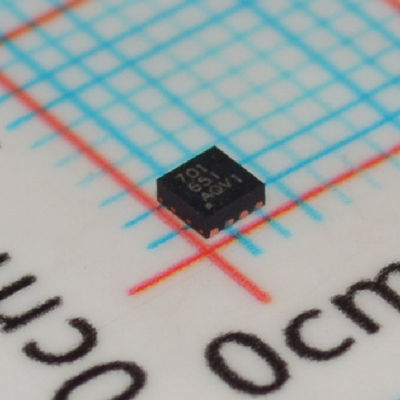 BQ294701DSGR - Protezione Li-Ion per Celle con Rilevamento Sovratensione/Sottotensione 2 celle, Corrente 1µA, Gamma 3.6V-10V, Risposta 1ms, Termospegnimento e Package DSBGA