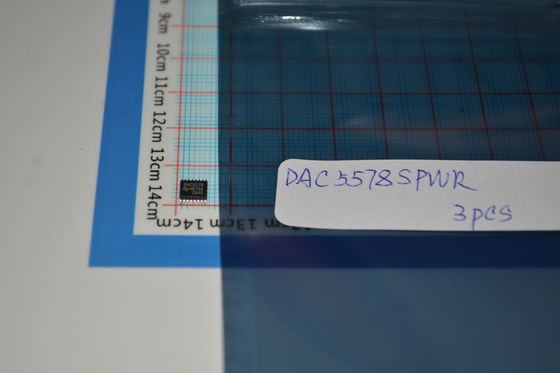 DAC5578SPWR DAC a 8 canali a 10 bit con interfaccia I2C a basso consumo (0,5 mA) Alimentazione 2,7 V - 5,5 V Uscita rail-to-rail Reset all'accensione e piccolo package TSSOP
