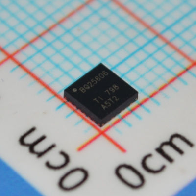 BQ25606RGER IC caricabatterie rapido da 3A con ingresso 3.9V-14V, controllo I2C, protezione da sovratensione (OVP) a 30V, percorso di alimentazione NVDC, QFN 3mm×3mm, efficienza del 92%, MOSFET integrati e regolazione termica