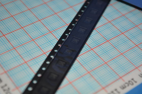 CSD17309Q3 MOSFET NexFET™ a canale N da 30 V con RDS(on) da 3,6 mΩ, corrente continua da 40 A, valutazione a 175°C, Qg ultra-basso, package SON da 3 mm×3 mm, qualificato AEC-Q101 e senza Pb