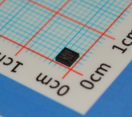 LTC3454EDD#PBF Convertitore Buck-Boost ad alta efficienza da 1,5 A con ingresso da 2,7 a 5,5 V Efficienza massima 92% Controllo I2C Basso rumore 2.5μA Spegnimento e piccolo pacchetto DFN da 3 mm x 3 mm