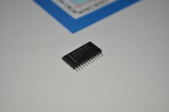 MAX7221EWG+T Driver per display LED a 8 cifre con interfaccia SPI, velocità dati seriali 10 MHz, funzionamento 2,7 V-5,5 V, controllo LED individuale e package SOIC largo a 24 pin