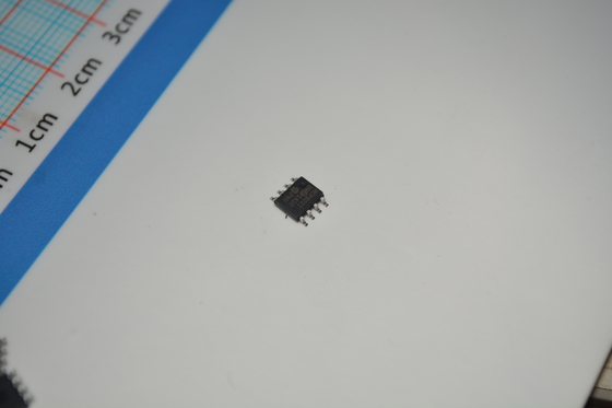 MCP602-I/SN Amplificatore Operazionale Duale 2.7V-6V con 10MHz di Larghezza di Banda, Basso Consumo di 1.8mA, I/O Rail-to-Rail, Funzionamento a 3V/5V e Package SOIC a 8 Pin