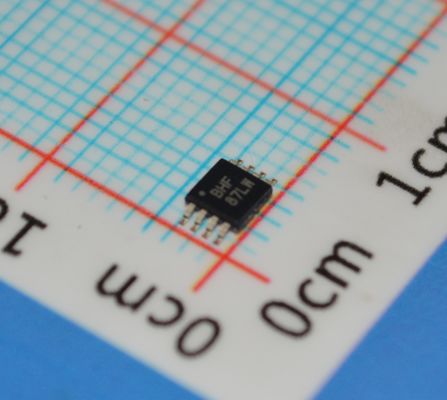 Ultra-basso rumore di alta precisione a deriva zero OPA2335AIDGKR - miniato AMP I/O di bassa potenza da ferrovia a ferrovia con ampio raggio di alimentazione e robusta protezione ESD