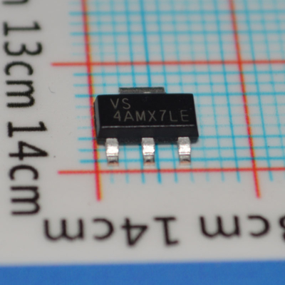 TLV1117LV25DCYR: LDO a uscita fissa da 2,5 V con corrente da 1 A, bassa caduta di tensione (1,1 V max), elevato PSRR (65 dB), accuratezza 1%, stabile con condensatori ceramici, protezione da sovracorrente/termica in package SOT-223