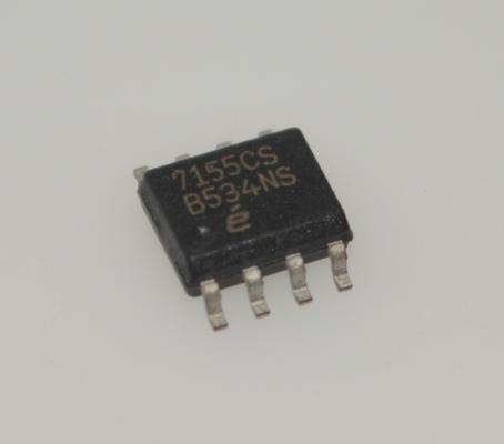 EL7155CS I/O digitale a 8 canali con isolamento ottico 24V 10-35V Ampia tensione 4kV Protezione ESD Alta velocità 500kHz Industriale -40°C a 85°C Compatibilità RoHS e PLC