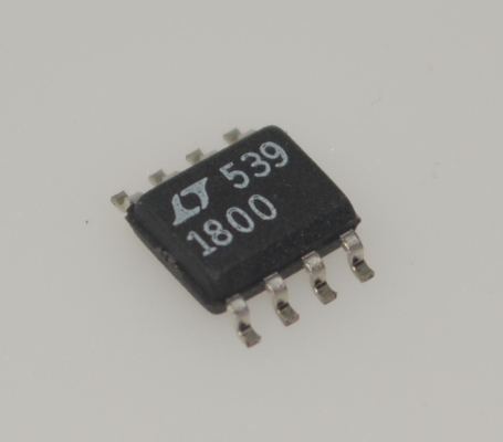 LT1800CS8 Alta velocità 100MHz Op Amp 400V/μs Slew Rate Low 3.5mV Offset Rail-to-Rail Output da 5V a ±5V Fornitura 7nA IB Spazio-risparmio SOIC-8 per filtri/driver ADC