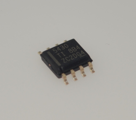 TPS5430DDAR 3A 5,5-36V Convertitore Step-Down ad Ampia Gamma in Ingresso 500kHz Commutazione Alta Efficienza (Fino al 95%) Compensazione Interna Segnale Power Good Protezione Termica/UVLO Package SOIC-8