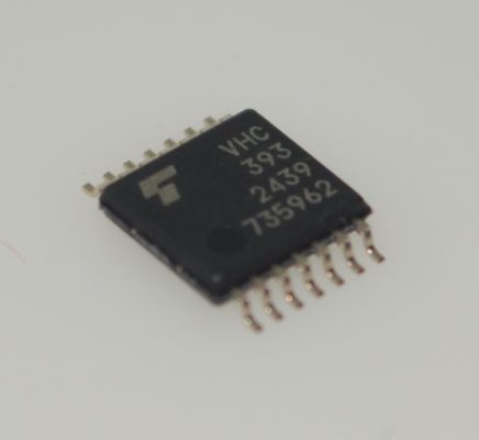 74VHC393FT Dual 4-Bit Binary Counter con 2-5.5V Operation Asynchronous Reset 5.5V-Tolerant Inputs 8mA Output Drive Alta immunità al rumore e pacchetto TSSOP-14