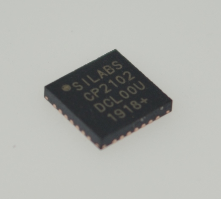 CP2102-GMR Soluzione a chip singolo USB-UART Bridge USB integrato e cristallo 9600 bps a 2 Mbps Baud Buffer da 512 byte GPIO completo QFN compatto Driver royalty-free