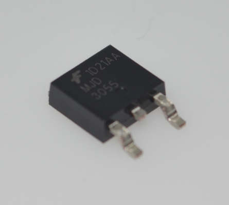 MJD3055T4G 60V 15A NPN Darlington di potenza Bassa VCE(sat) per alta efficienza smorzatore integrato e diodo per prestazioni robuste Contenitore TO-220 Ideale per carichi induttivi, motori e solenoidi