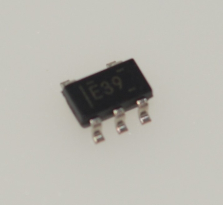 INA139NA/3K Monitor di corrente shunt lato alto Caratteristiche Alta precisione Ampia alimentazione 2,7-36 V Basso offset 90µV Valutazione +85°C Guadagno fisso 3k Package SC70 Funzionamento bidirezionale ed eccellenti prestazioni in corrente continua