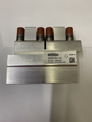 SKKQ800/14E 1400V 800A Modulo IGBT Basso Vce (sat) Basso Perdito Alta Robustezza Bassa Induttanza Sensore NTC di grado industriale Per azionamenti da megawatt e UPS pesanti