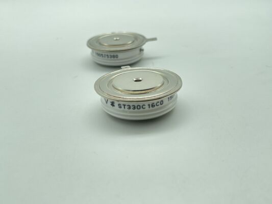 VS-ST330C16C0 1600V 330A Modulo a Mezzo Ponte Basso Vce (sat) Basse Perdite Alta robustezza del corto circuito NTC integrato Per inverter industriali e UPS ad alta potenza