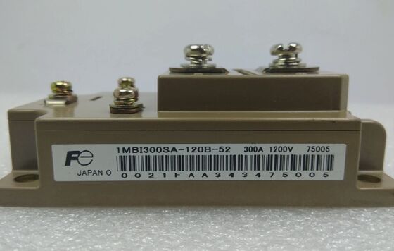 1MB1300SA-120B-52 1200V 1300A Modulo IGBT Half-Bridge Basso Vce ((sat) Alta robustezza del cortocircuito Basse perdite di commutazione Tecnologia Press-Fit per azionamenti industriali pesanti e UPS ad alta potenza