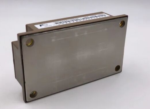 1MB1300SA-120B-52 1200V 1300A Modulo IGBT Half-Bridge Basso Vce ((sat) Alta robustezza del cortocircuito Basse perdite di commutazione Tecnologia Press-Fit per azionamenti industriali pesanti e UPS ad alta potenza