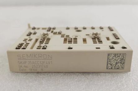 35ACC12F4V1 12V 3.5A Transistor PNP Automotive Bassa VCE(sat) 250mV Alto Guadagno di Corrente Package SOT-223 Qualificato AEC-Q101 Per Commutazione di Carico e Controllo Motore nei Veicoli