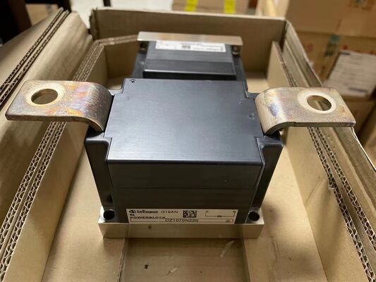 DZ1070N22K 2200V 1070A Modulo HiPak IGBT Basso VCE(sat) Alta robustezza del cortocircuito Basse perdite di commutazione Tecnologia Press-Fit per motori di trazione HVDC e di alta potenza