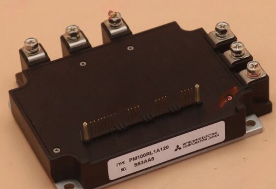 PM100RL1A120 1200V 100A IPM 5th-Gen CSTBTTM Low VCE ((sat) 1.75V Protezione da cortocircuito integrato per l'azionamento