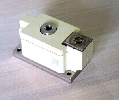 SKKE600/16 1600V 600A Modulo a singolo diodo Ultra-basso VF 1.5V Corrente di sovraccarico elevata 22kA SEMIPACK4 Base isolata eccellente trasferimento di calore Alta affidabilità UL certificato per raddrizzatori e saldature