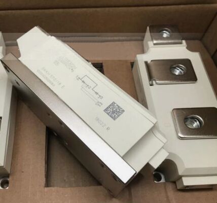 SKKH570/18E 1800V 570A Modulo tiristore-diodo doppia serie Amplificatore porta bassa VF 1.44V, 19kA Surge AlN Contatti di pressione di base ceramica UL certificato per soft starter