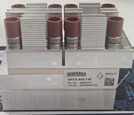SKKQ800/14E 1400V 800A Modulo Tiristore Singolo Commutazione Rapida Bassa VF 1.37V 12kA Sovratensione Base Ceramica AlN Contatti a Pressione Gate Amplificato Certificato UL per Soft Starter e Inverter
