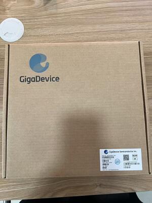 GD25Q80ETIGR 8Mbit NOR Flash 133MHz Quad SPI 532Mbit/s Transfer 100K Endurance 20Y Data Retention 2.7V-3.6V Low Standby 11uA SOP-8 per IoT e Wearables