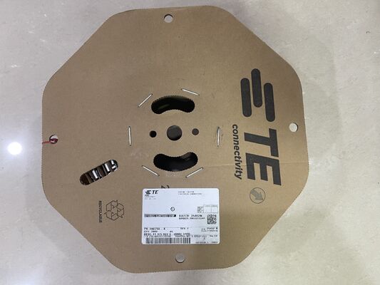 280756-4 4 Posizione 2.5mm Pitch Wire-to-Board Receptacle Crimp Housing Friction Lock Panel Mount UL 94V-0 Polarizzato 4.5A Rating per la distribuzione di energia e i controlli industriali