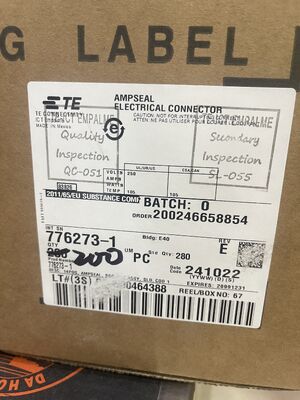 776273-1 3 Posizione 1,5 mm Pitch Wire-to-Board Header Verticale attraverso foro Rampa di blocco avvolto Polarizato 2A Per sensori automobilistici e industriali