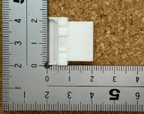 PALR-08VF Alloggiamento connettore a 8 posizioni con passo da 2,0 mm Serie PA Presa Terminazione a crimpare Blocco positivo Design compatto Corrente nominale 3A Tensione 100V AC per applicazioni Wire-to-Board