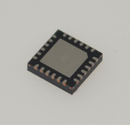 ADS8634SRGER ADC a 12 bit 4 canali 1MSPS Ingresso programma SPI (±12 V/0-10 V) rif interno 2,5 V-5 V VQFN-24 per uso industriale