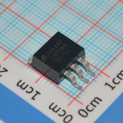 LM1086IS-5.0 Regolatore LDO 5V 1.5A ±1% Precisione, Dropout 1V TO-263 Protezione Termica -40°C a +125°C