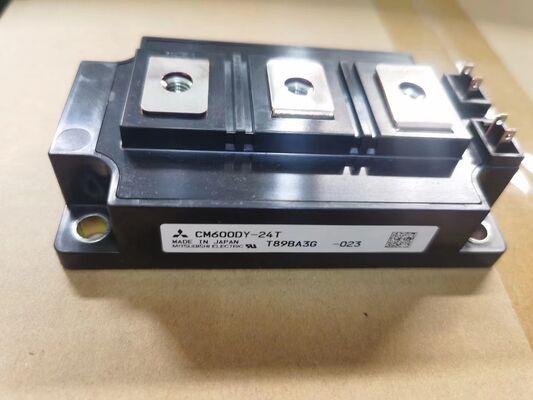 CM600DY-24T 1200V 600A Modulo IGBT Duale Bassa VCE(sat) 2.7V Elevata Robustezza ai Cortocircuiti Basse Perdite di Commutazione Alto Isolamento Per Azionamenti Motore Industriali e UPS ad Alta Potenza